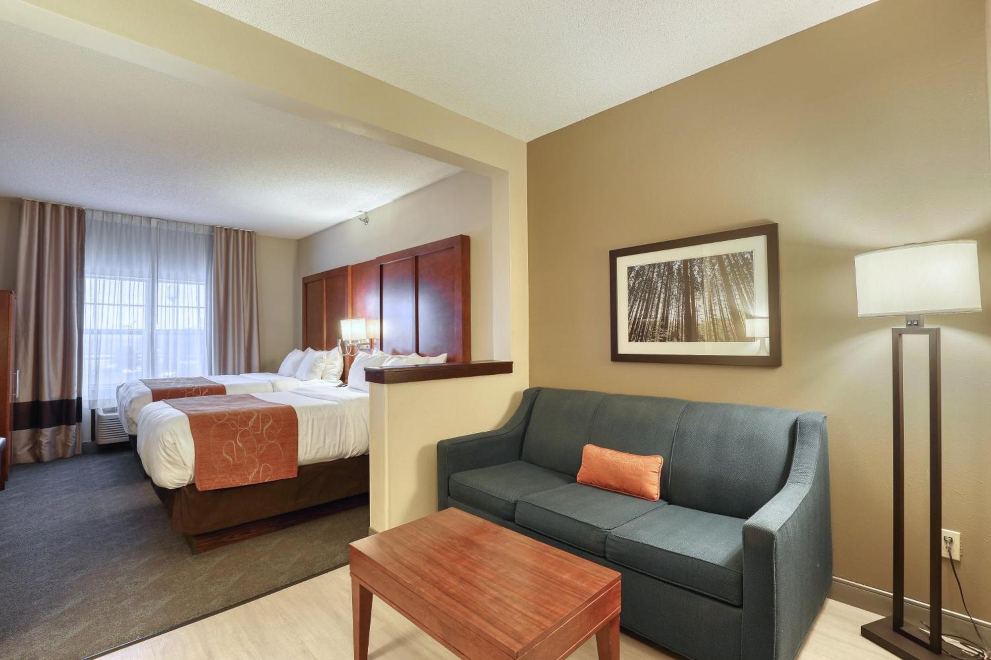 Comfort Suites Appleton Airport Экстерьер фото